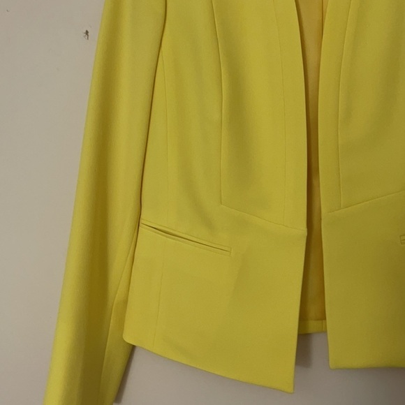 Jacket - Picture 3 of 10